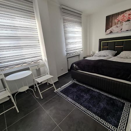 Roggendorf Zimmervermietung Köln Ngoại thất bức ảnh
