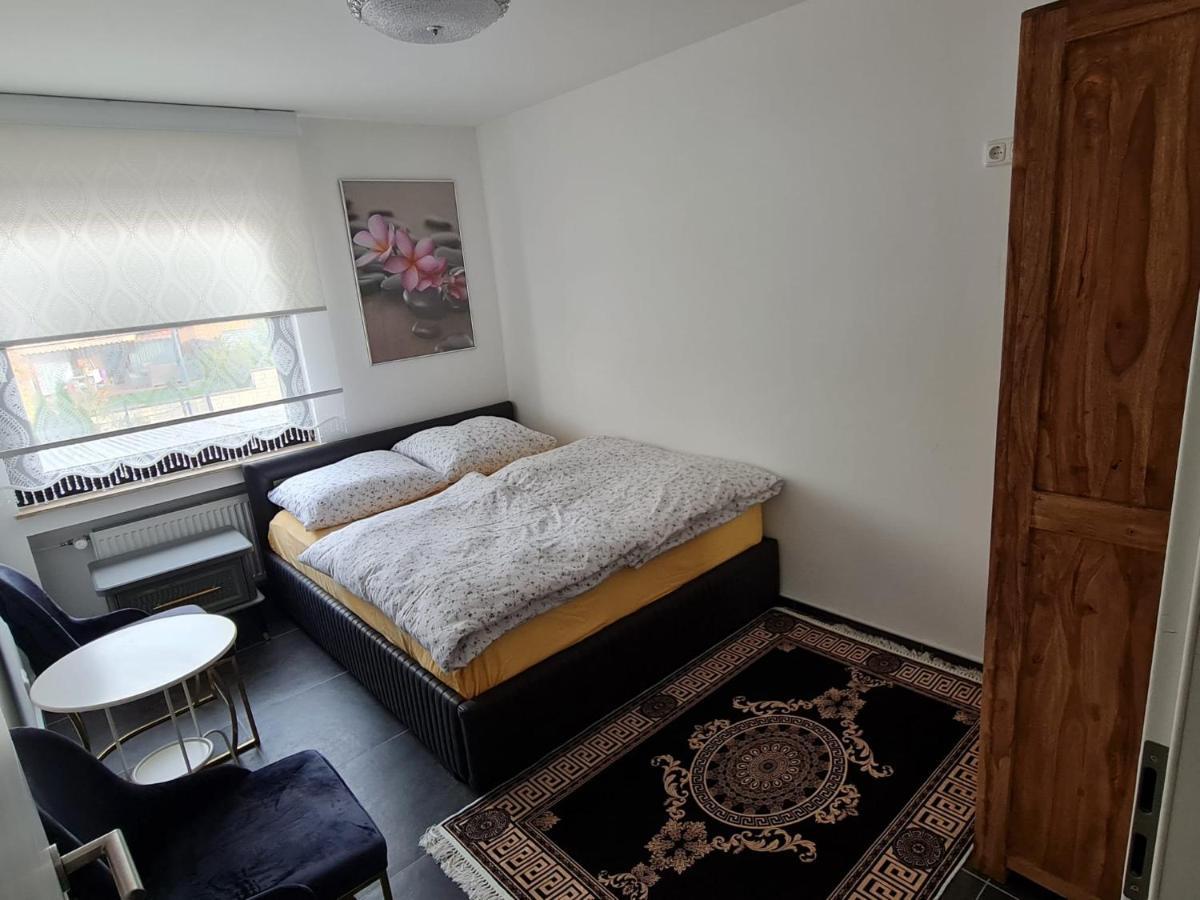 Roggendorf Zimmervermietung Köln Ngoại thất bức ảnh