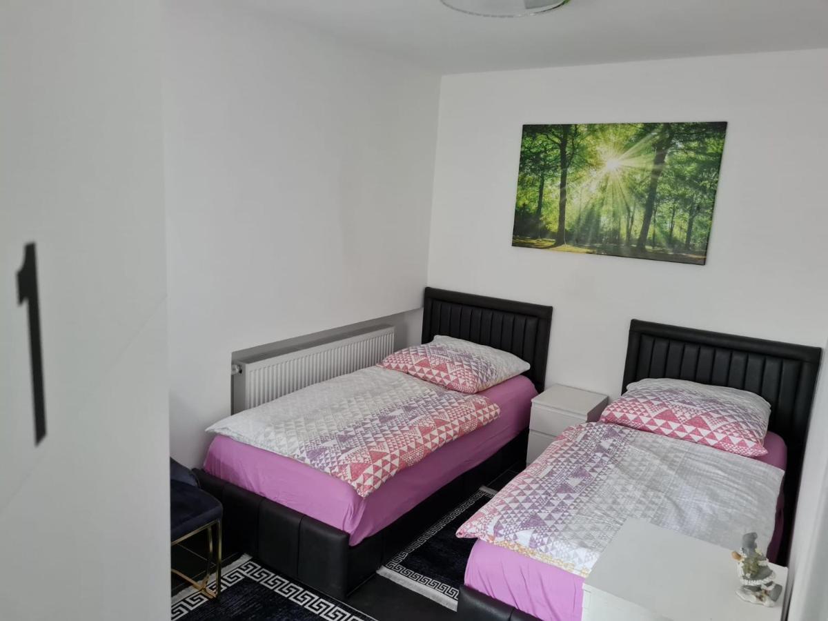 Roggendorf Zimmervermietung Köln Ngoại thất bức ảnh