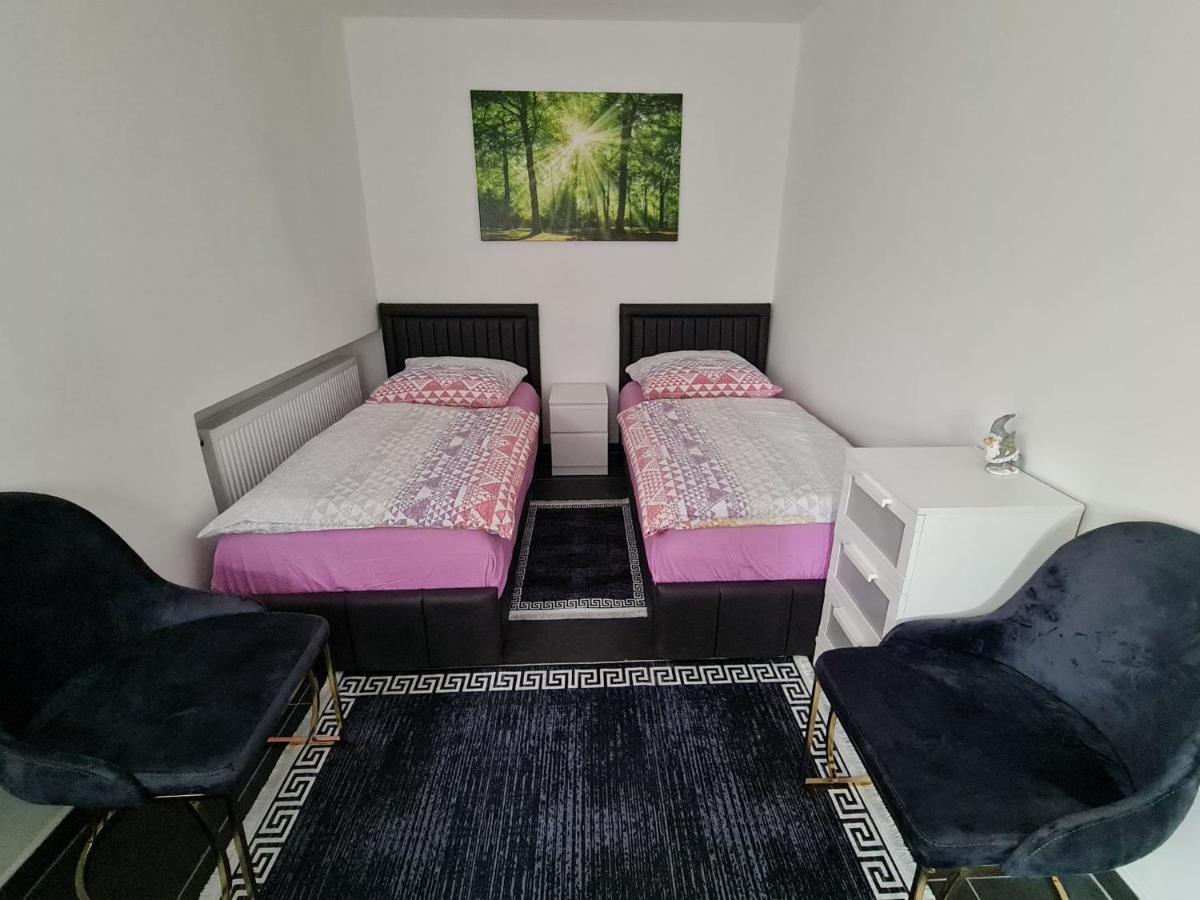 Roggendorf Zimmervermietung Köln Ngoại thất bức ảnh