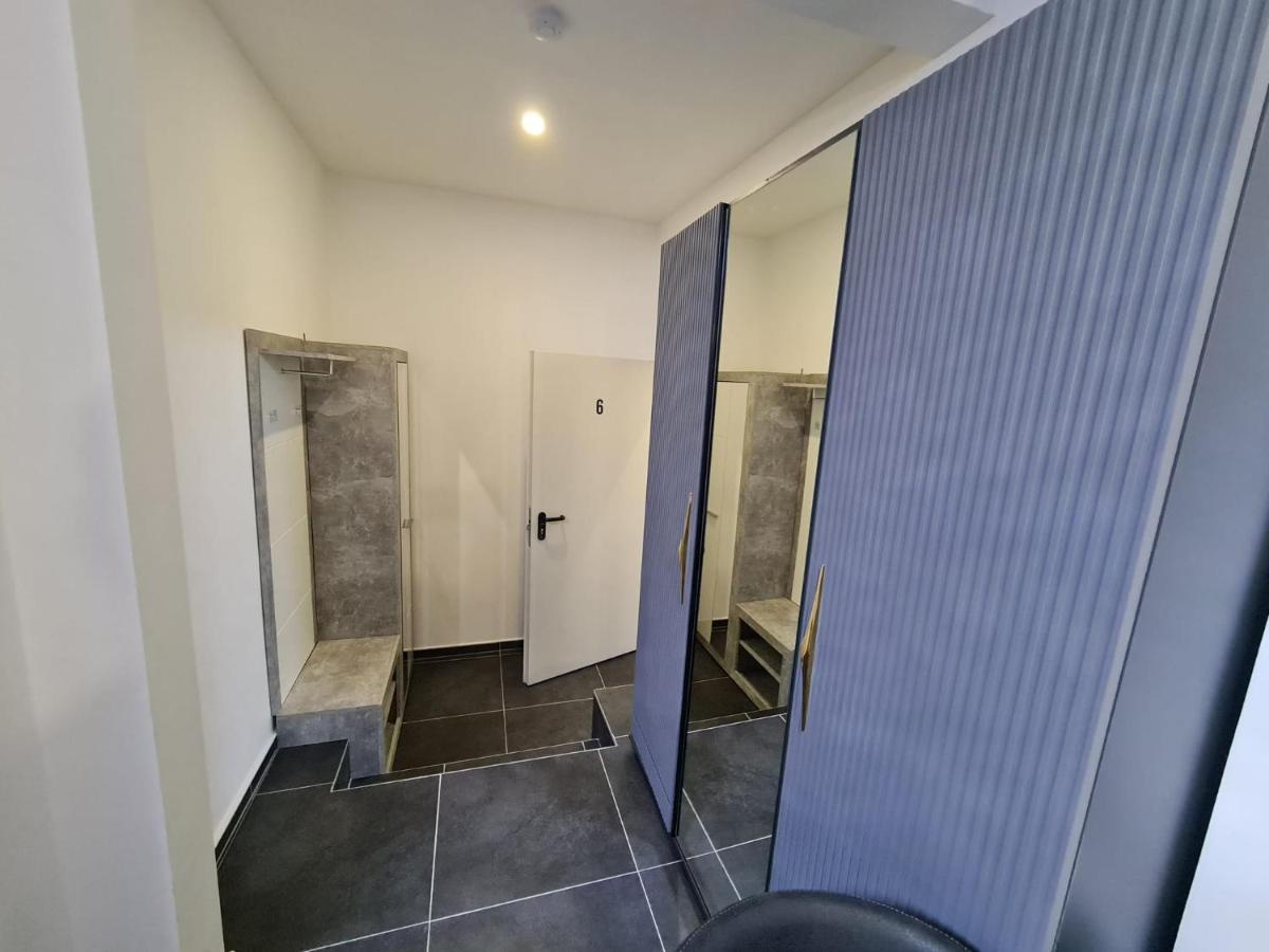 Roggendorf Zimmervermietung Köln Ngoại thất bức ảnh